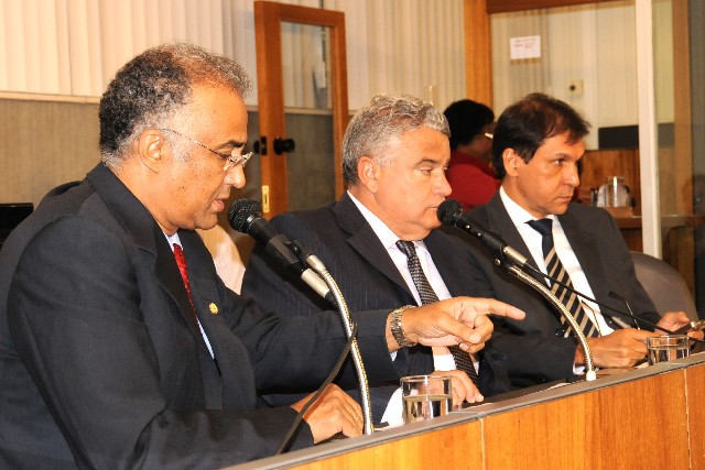 Os deputados Célio Moreira, Ivair Nogueira e Anselmo José Domingos