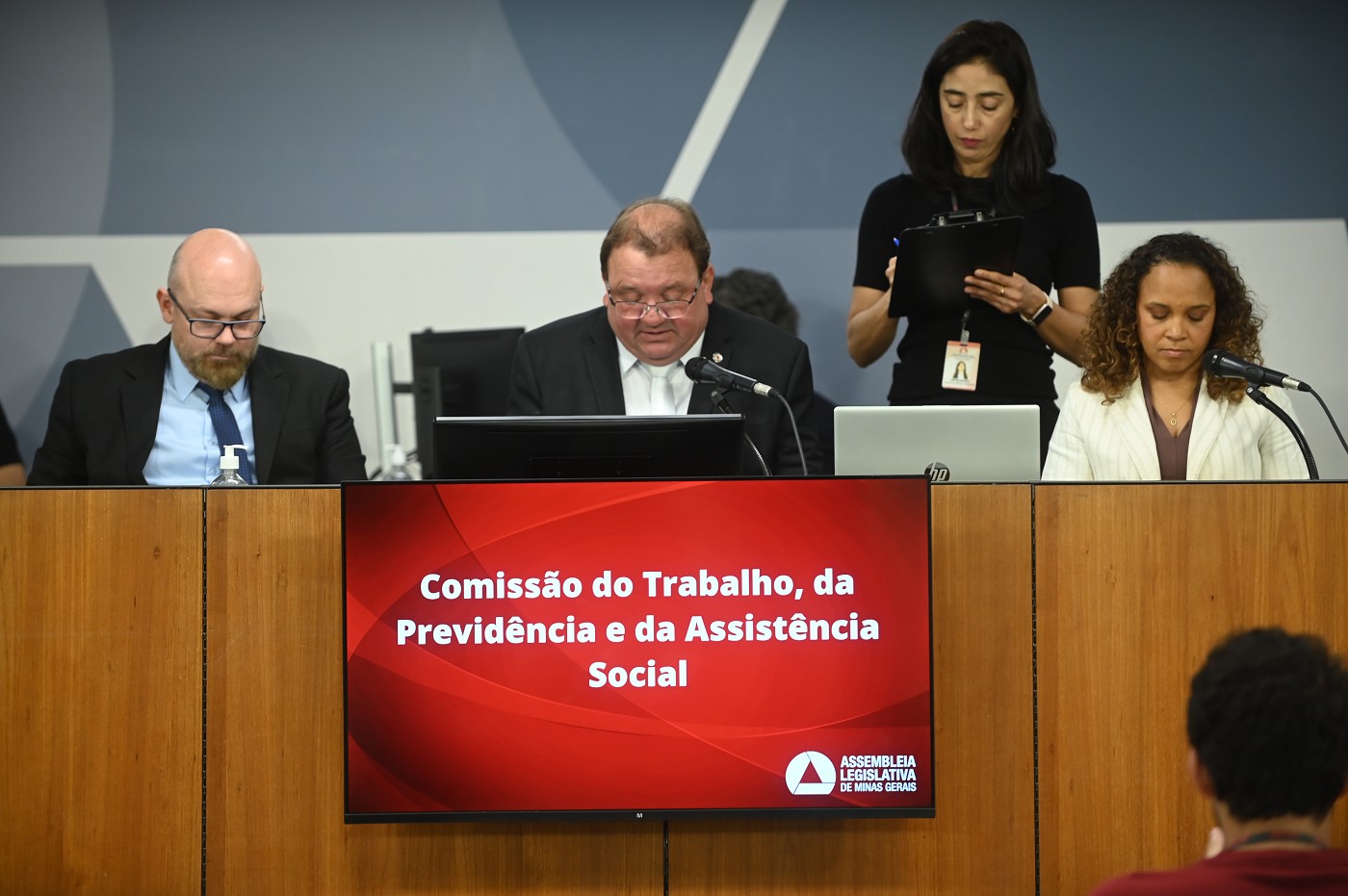 Comissão do Trabalho, da Previdência e da Assistência Social  - análise de proposições