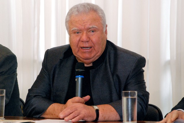 Jaime Lerner: “Sustentabilidade é a relação entre o que você poupa e o que você desperdiça. É gastar menos, não desperdiçar”