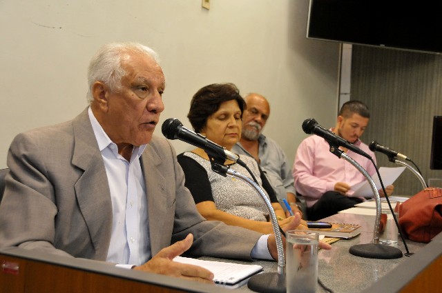 Comissão Extraordinária do Idoso - debate sobre a situação dos aposentados e pensionistas idosos no Estado