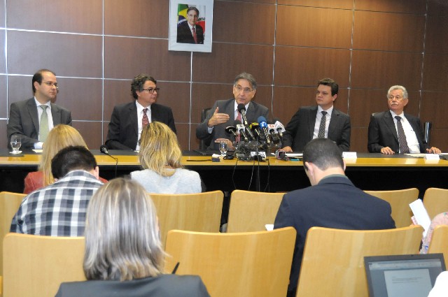 Coletiva de Imprensa sobre o Orçamento 2015