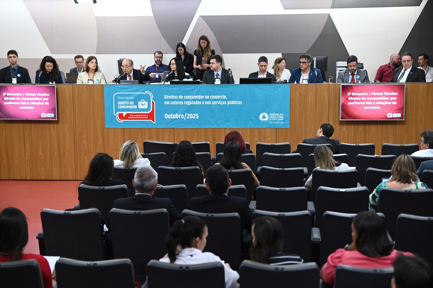 3º Encontro | Fórum Técnico Direito do Consumidor: por melhores leis e relações de consumo (manhã)