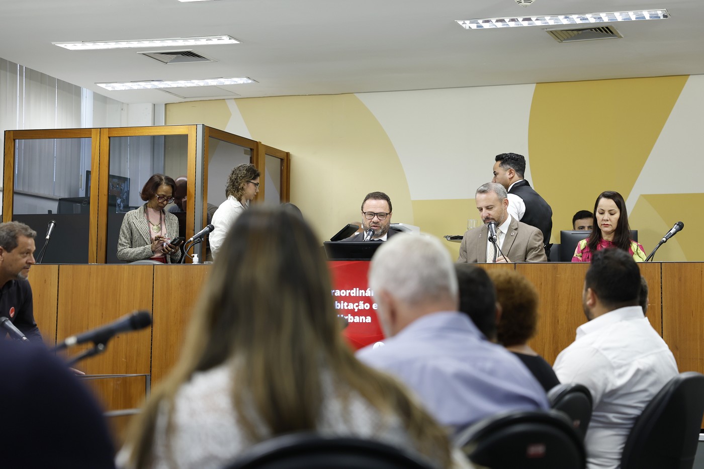 Comissão Extraordinária de Defesa da Habitação e da Reforma Urbana - análise de proposições