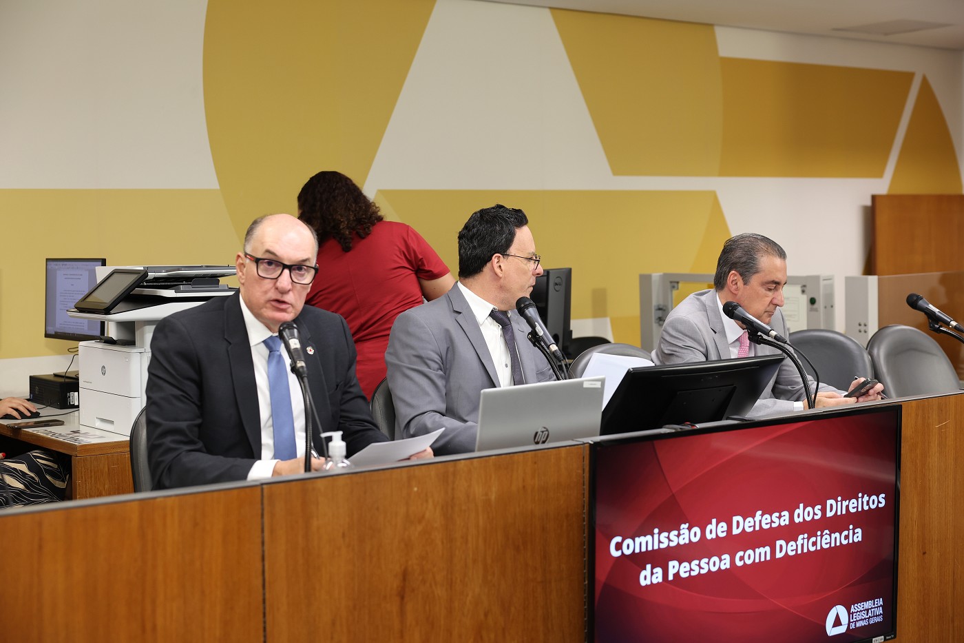 Comissão de Defesa dos Direitos da Pessoa com Deficiência - análise de proposições