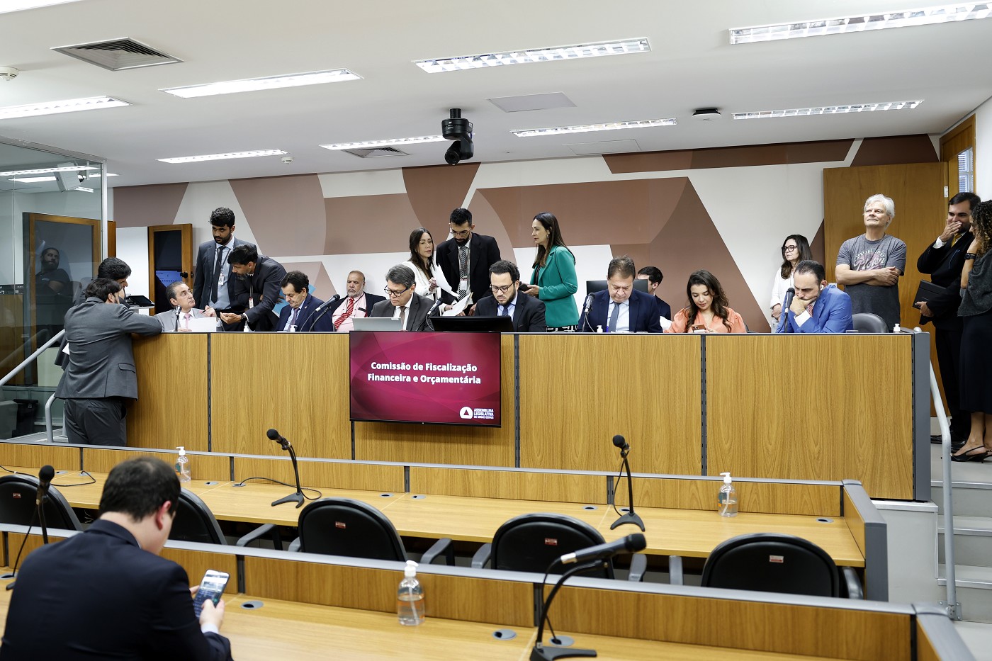 Comissão de Fiscalização Financeira e Orçamentária - análise de proposições (reunião das 15:30)