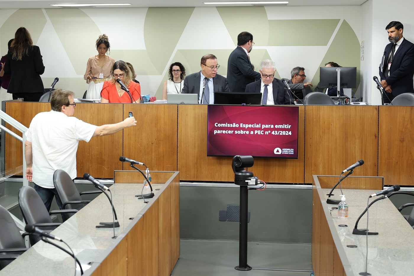 Comissão Especial - análise da PEC nº 43/2024