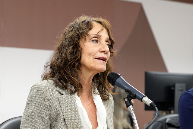 Segundo Maria Esther, muitos casos de maus tratos ocorrem em virtude do modelo intervencionista nos partos