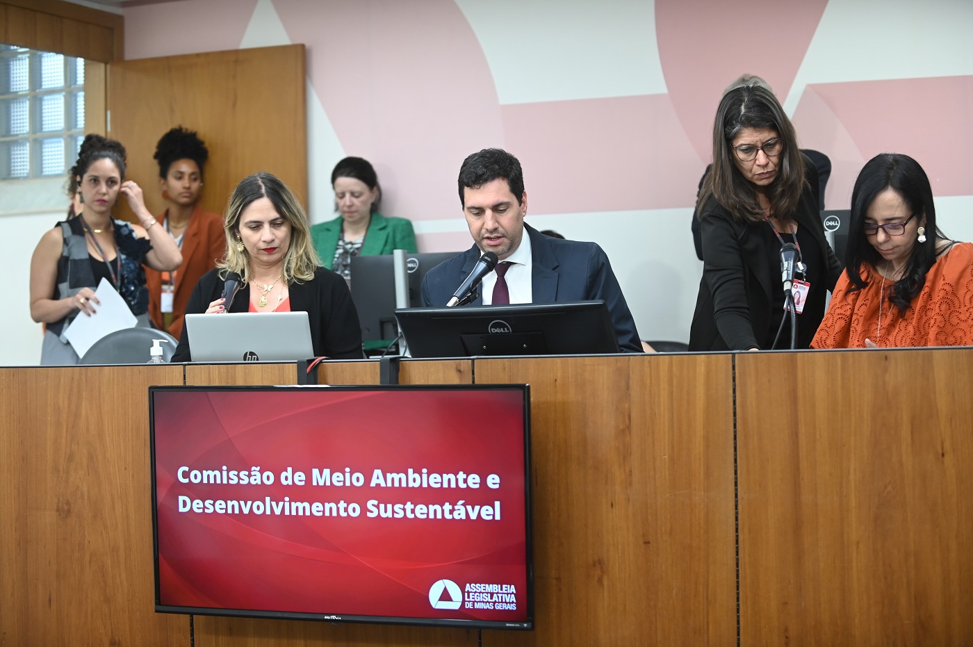 Comissão de Meio Ambiente e Desenvolvimento Sustentável - análise de proposições