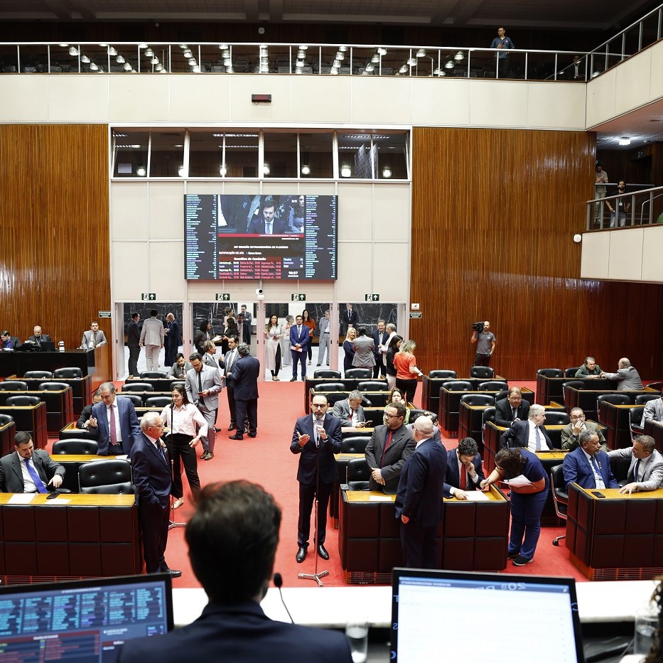 Plenário aprova novas regras para serviços públicos de saúde