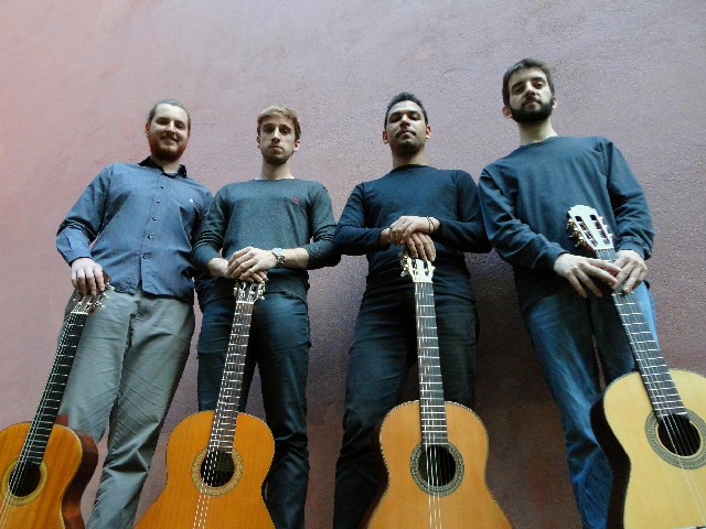 O quarteto de violões, formado em 2015, é composto por alunos de bacharelado em Violão da UFMG