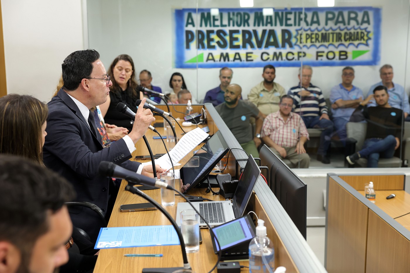 Comissão de Agropecuária e Agroindústria - debate sobre a regulamentação de eventos e sobre a criação de pássaros no Estado