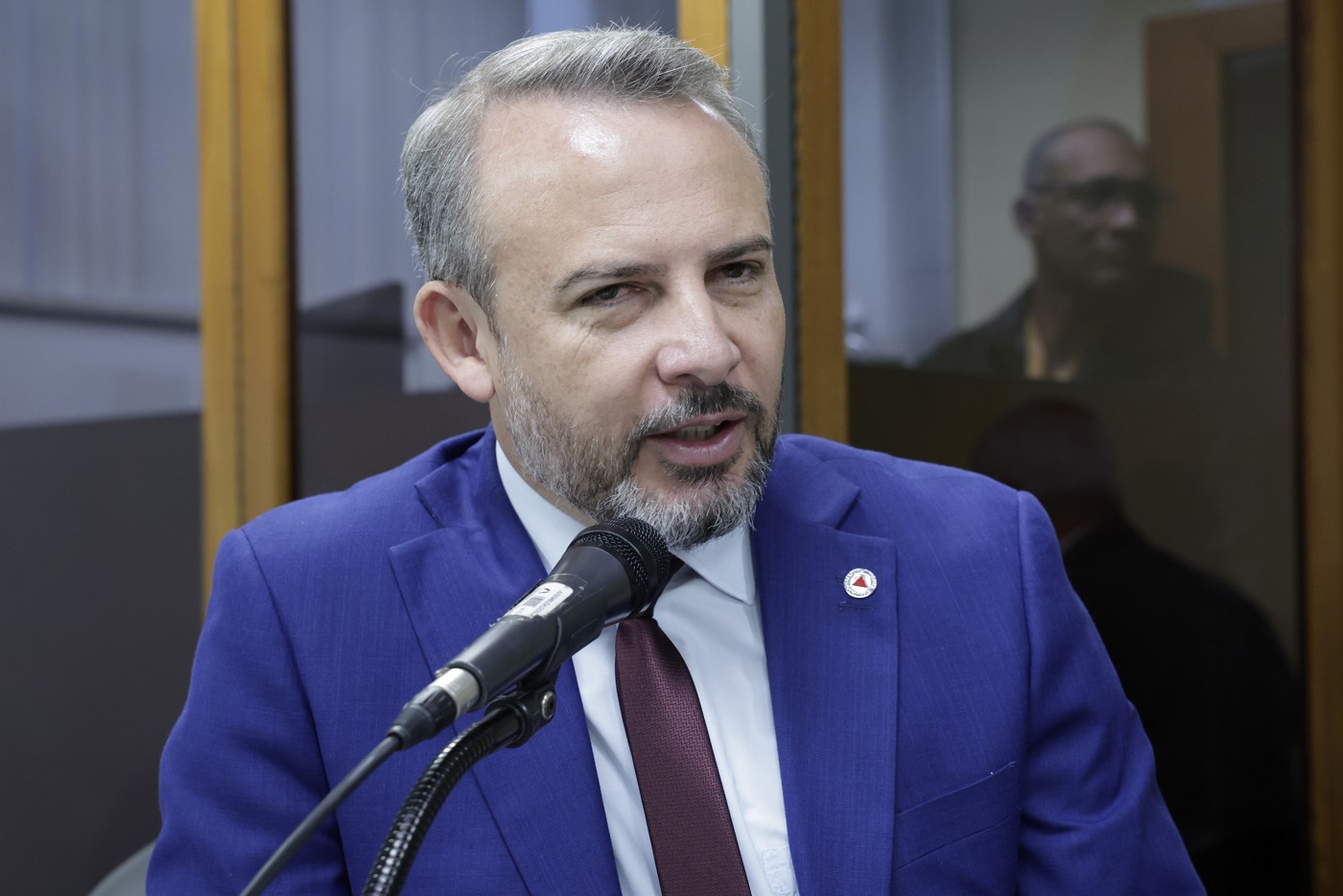 Comissão Extraordinária de Defesa da Habitação e da Reforma Urbana - análise de proposições