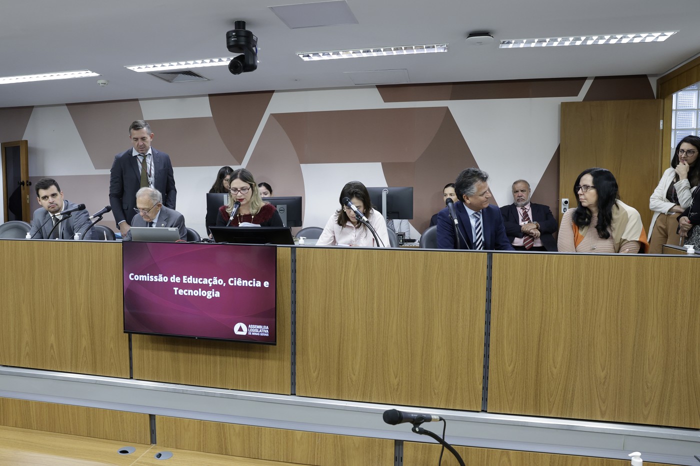 Comissão de Educação, Ciência e Tecnologia - análise de proposições