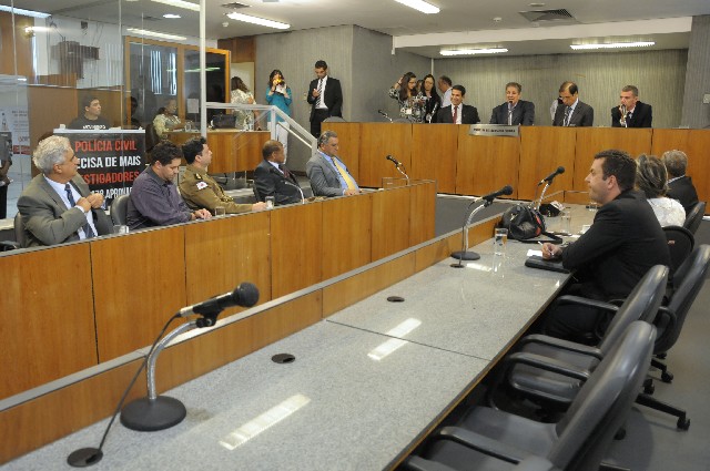 Representante da Polícia Civil convocada para a audiência não compareceu e, por isso, a reunião foi remarcada para 7/6