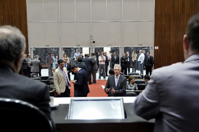 O projeto de lei deve receber parecer no prazo de 60 dias, para, em seguida, ser votado pelo Plenário em turno único