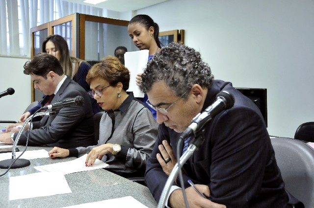 Serão debatidas as situações das famílias das comunidades Cabeceira do Piabanha, em Salto da Divisa, e Agrovila 1, em Jenipapo de Minas