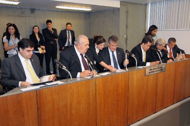 PRE que contém as contas do Governo foi uma das proposições analisadas pela FFO nesta quarta (11)