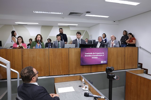 Comissão Especial - análise da PEC nº24/2023 (reunião das 16:10)