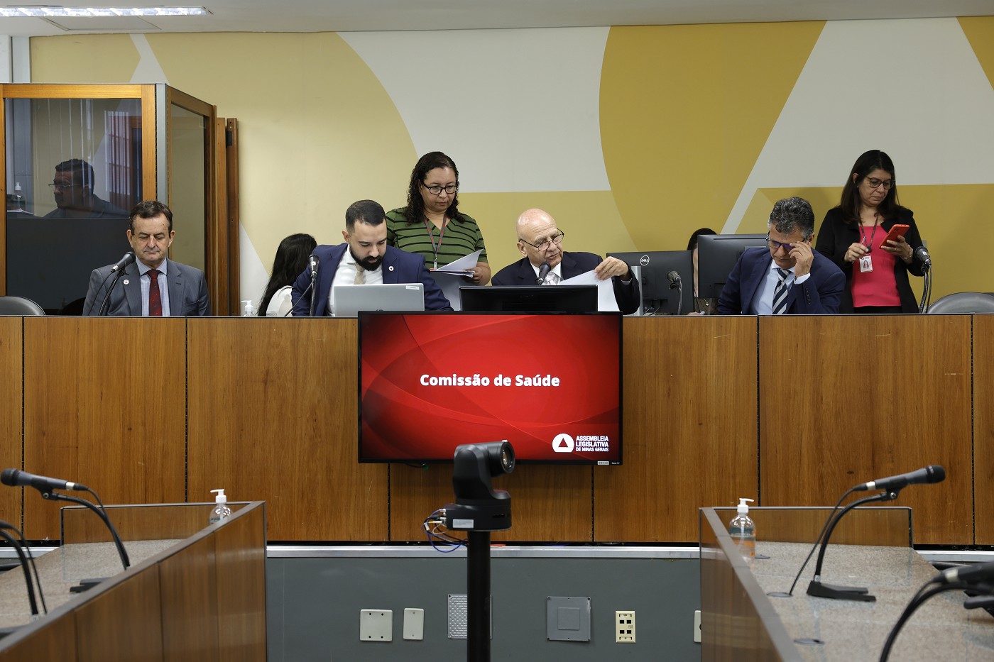Comissão de Saúde - análise de proposições