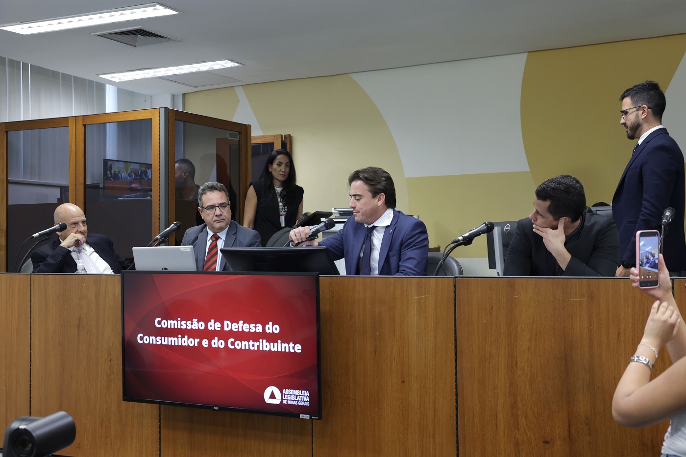 Comissão de Defesa do Consumidor e do Contribuinte - análise de proposições