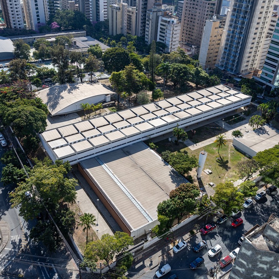 Central - Parlamentares visitam a Escola Estadual Central