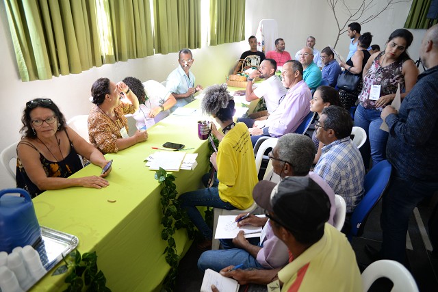 Discussão Participativa do PPAG 2020-2023 - Elaborando o novo plano - Araçuaí - Formação de grupos de trabalho