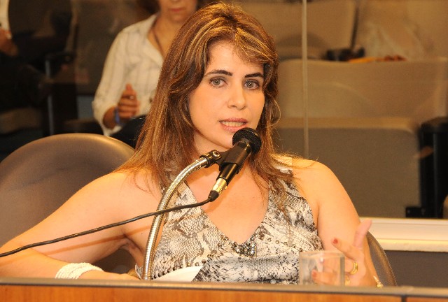 Segundo Kátia Rocha, a área da saúde chegou ao “ponto final da deterioração