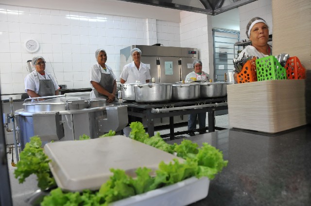 Comissão de Educação, Ciência e Tecnologia - visita a escolas municipais de São Gonçalo do Rio Abaixo