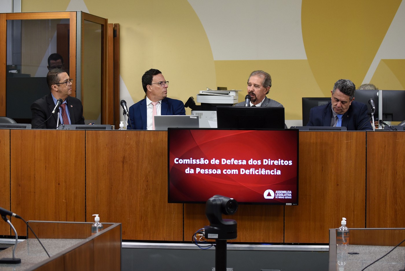 Comissão de Defesa dos Direitos da Pessoa com Deficiência - análise de proposições
