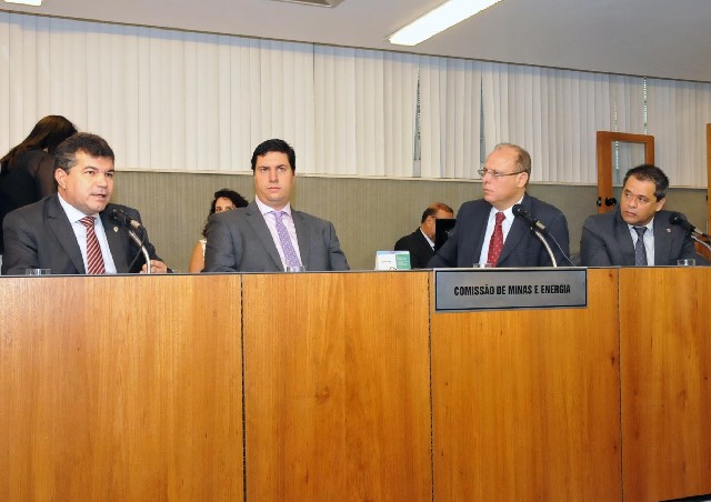 Foram aprovados seis pedidos de realização de audiências, debate público e visita