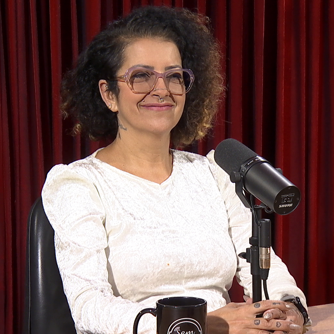 Bia Apocalypse: 55 anos de fantasia com o Giramundo