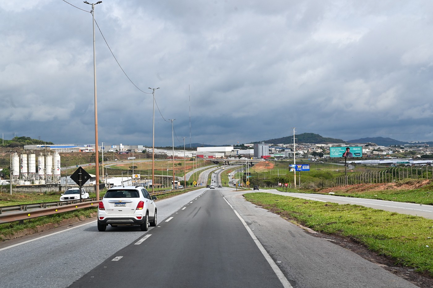 Banco de Imagens - Estradas e Rodovias Mineiras