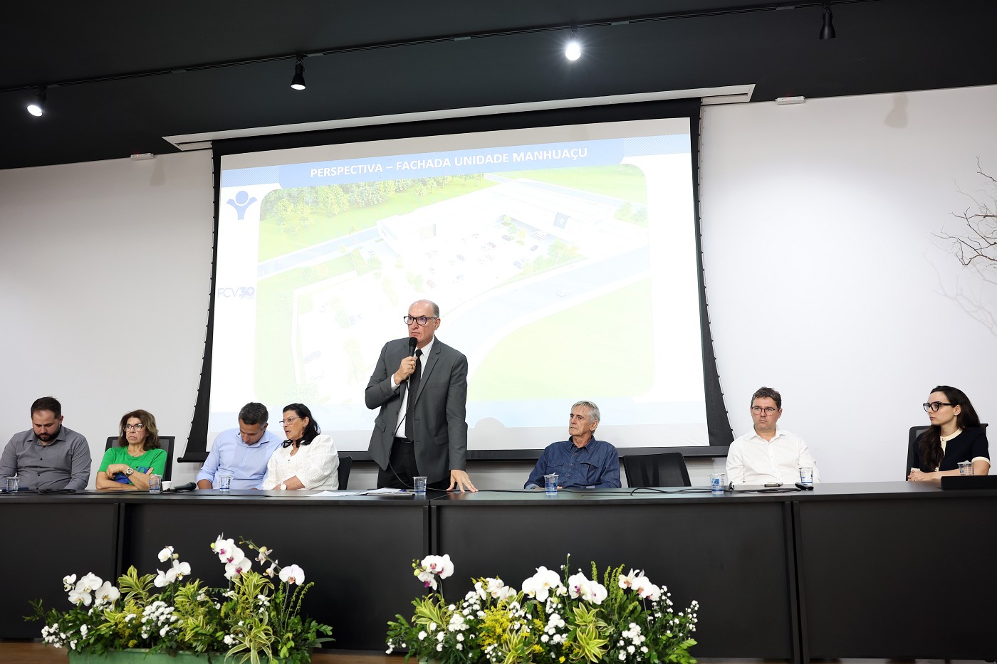 Comissão Extraordinária de Prevenção e Enfrentamento ao Câncer - debate sobre a instalação de unidade para tratamento de câncer em Manhuaçu
