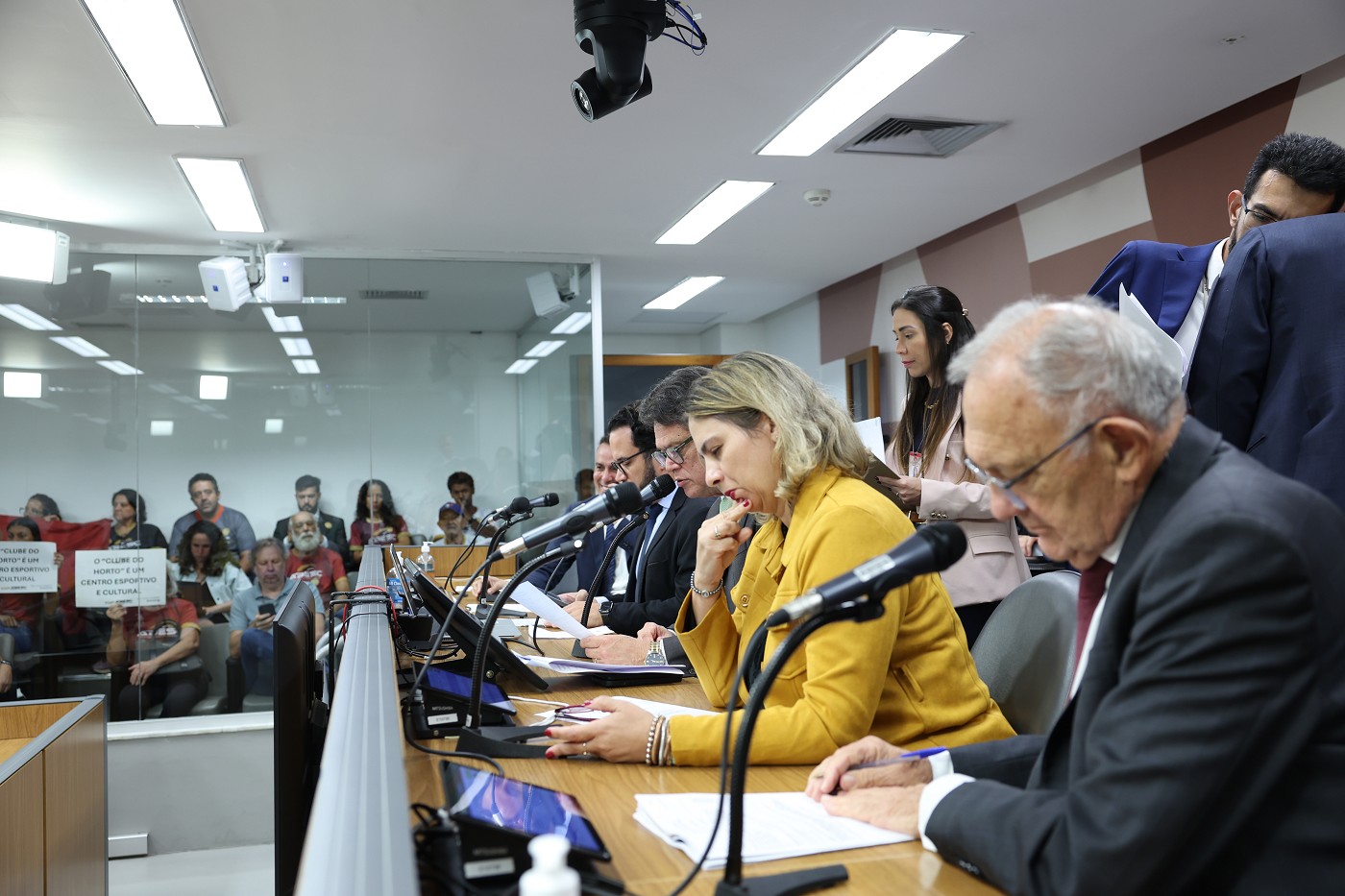 Comissão de Fiscalização Financeira e Orçamentária - análise de proposições (reunião das 15:45)