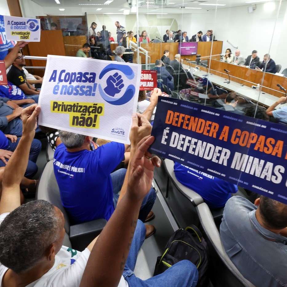Oposição e trabalhadores rejeitam privatização da Copasa