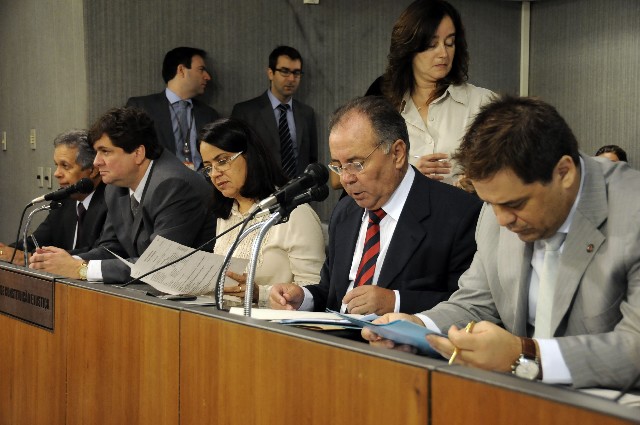 PL cria 30 cargos de provimento em comissão e 365 funções de confiança no âmbito do TJMG