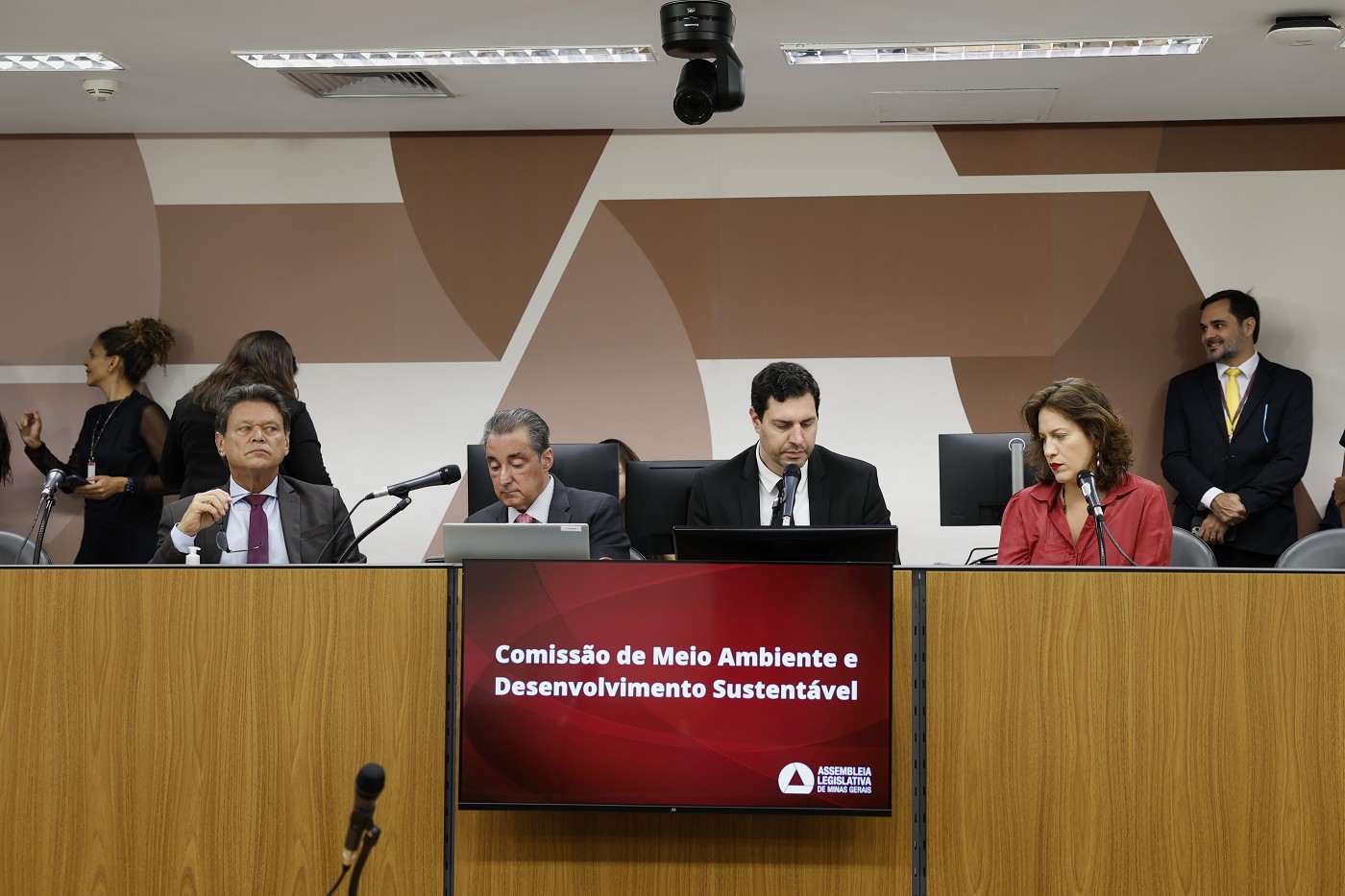 Comissão de Meio Ambiente e Desenvolvimento Sustentável - análise de proposições