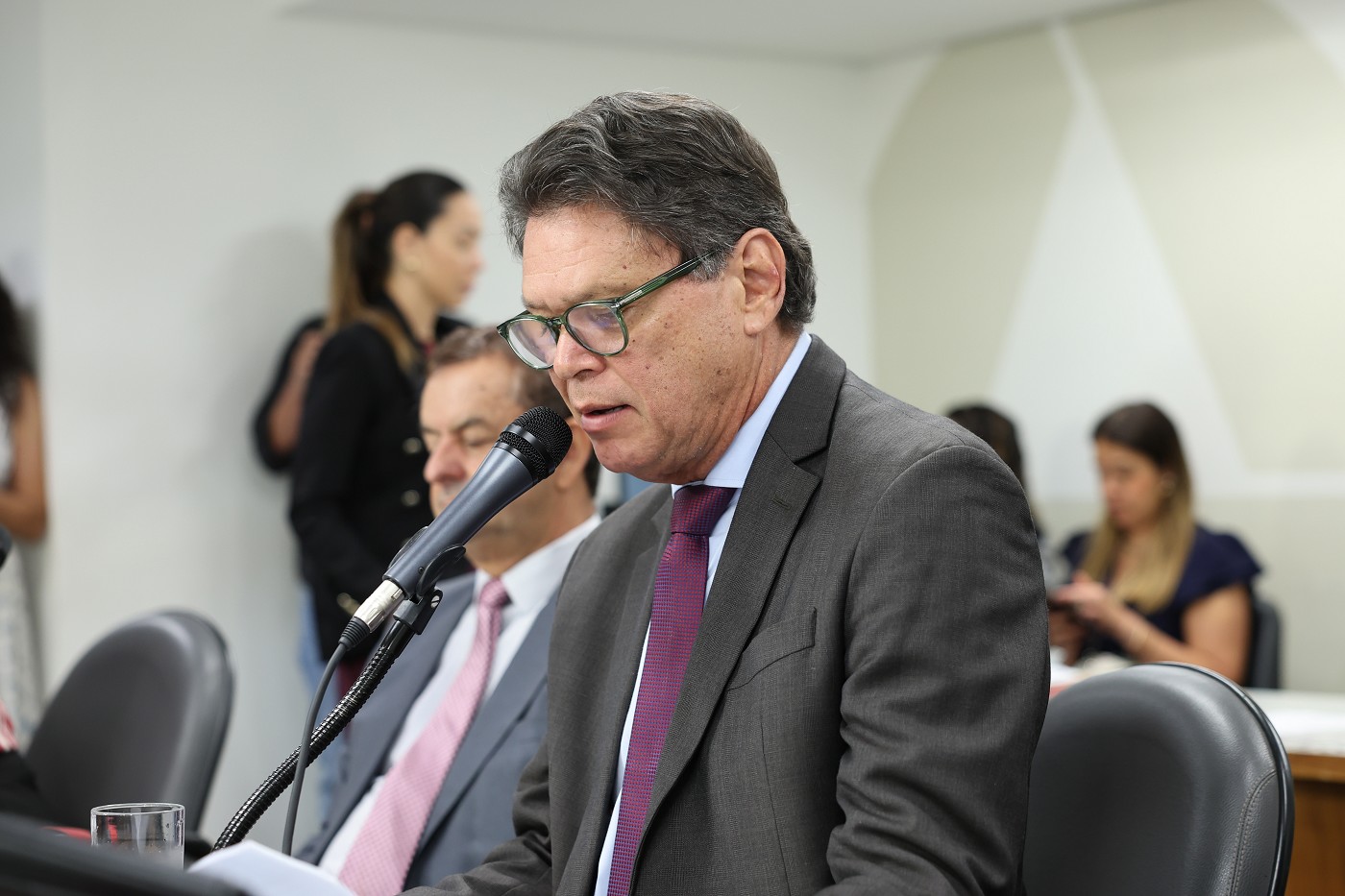 Comissão de Fiscalização Financeira e Orçamentária - análise de proposições (reunião das 09:00)