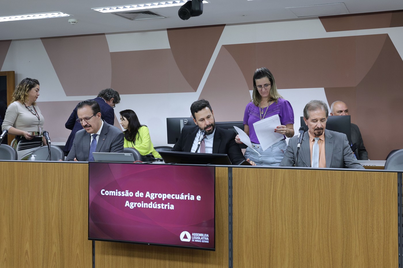 Comissão de Agropecuária e Agroindústria - análise de proposições