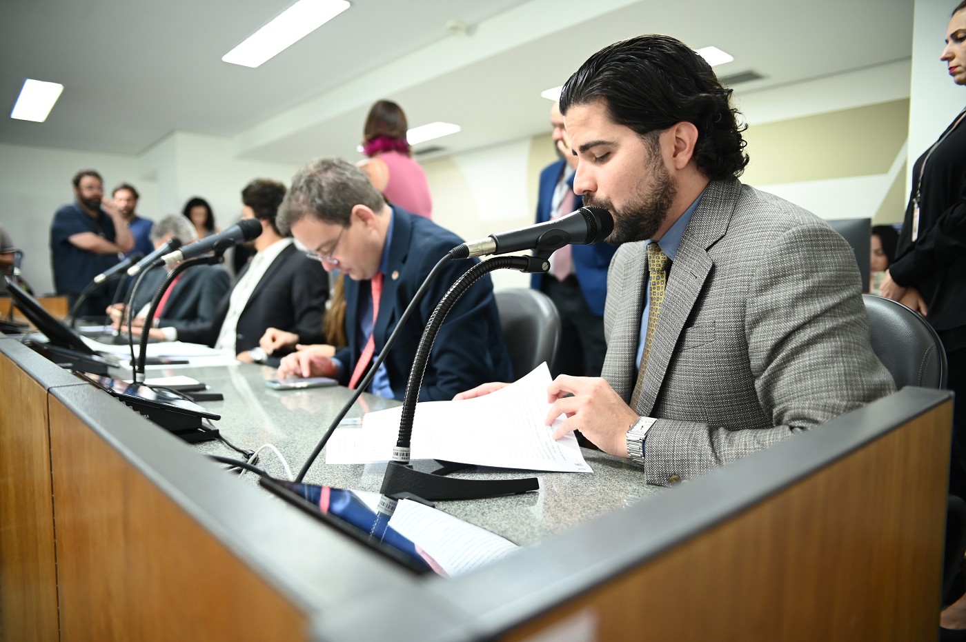 Comissão de Constituição e Justiça - análise de proposições