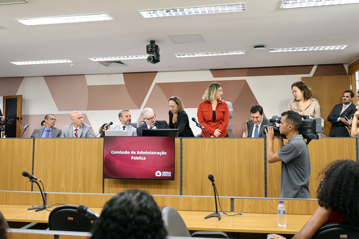 Comissão de Administração Pública - análise de proposições (reunião das 9:00)