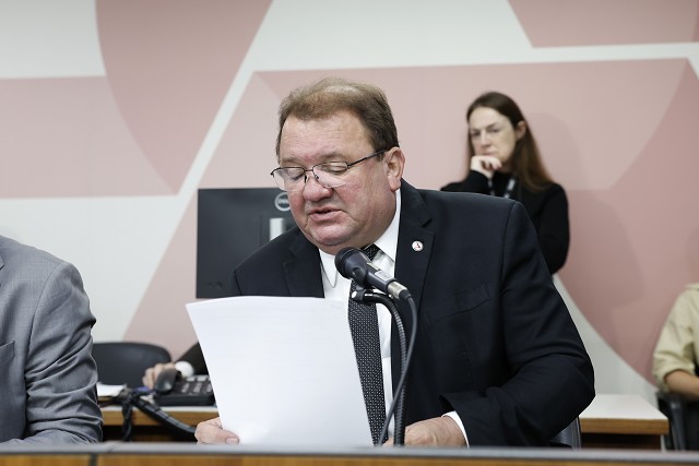 Comissão de Transporte, Comunicação e Obras Públicas - anáalise de proposições