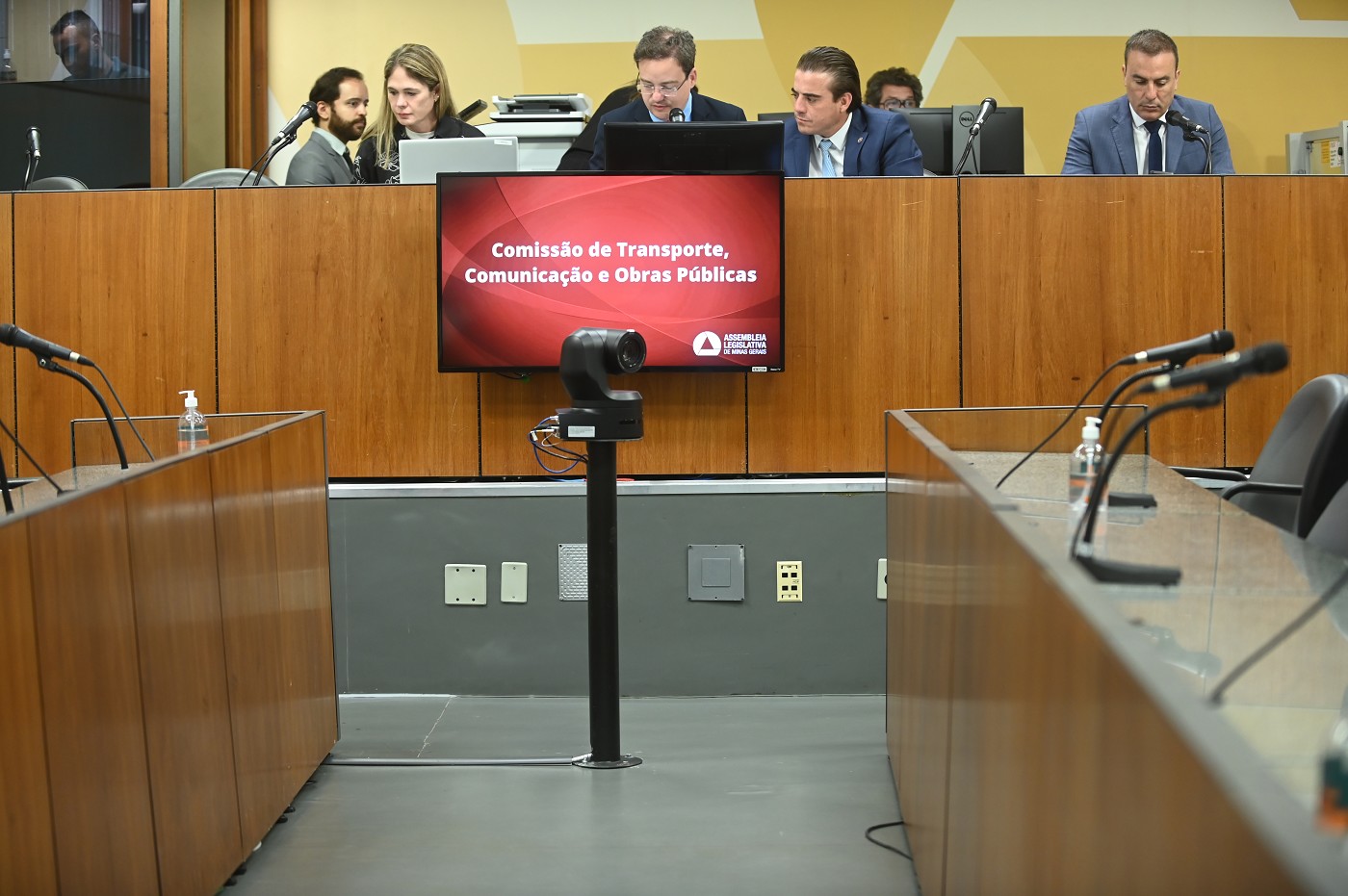 Comissão de Transporte, Comunicação e Obras Públicas - análise de proposições