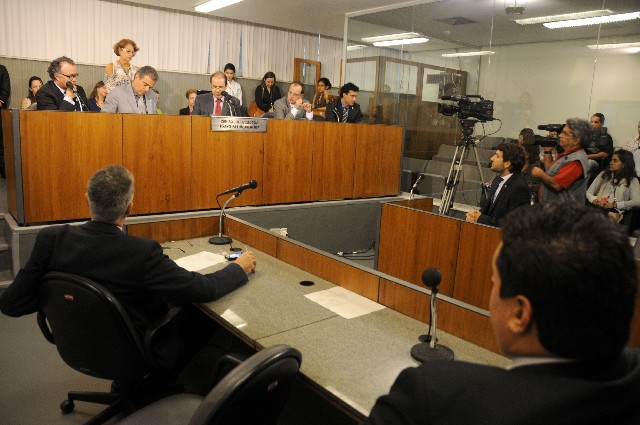 O requerimento foi apresentado pelo deputado Tiago Ulisses na reunião da Comissão de Fiscalização Financeira desta terça (3)