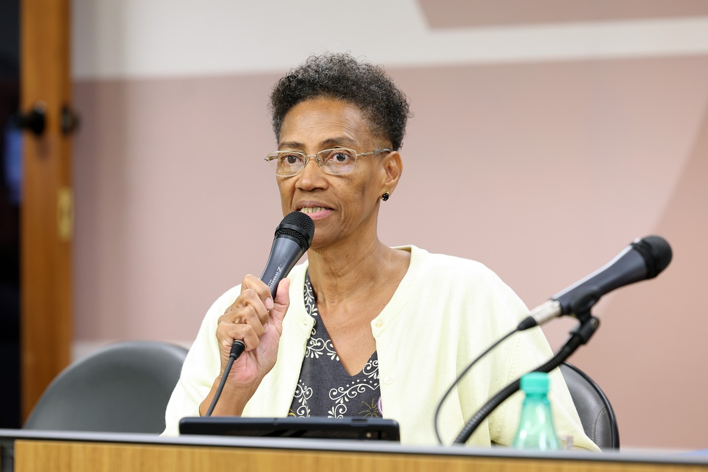 Comissão de Educação, Ciência e Tecnologia - debate sobre a precarização da oferta da Educação de Jovens e Adultos - EJA