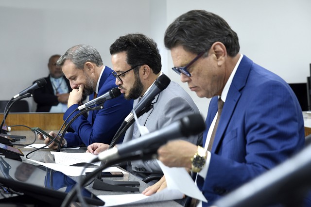 Comissão de Fiscalização Financeira e Orçamentária - análise de proposições (reunião das 14:30)