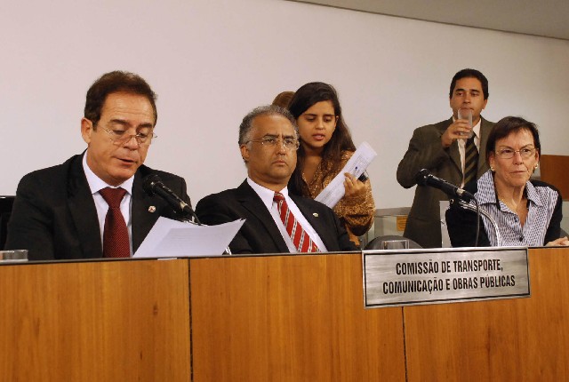 Deputados discutem plano emergencial para desobstrução de vias