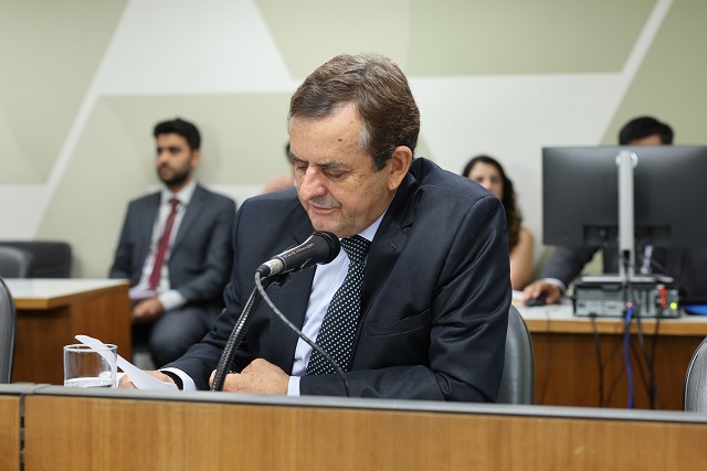 Comissão de Fiscalização Financeira e Orçamentária - análise de proposições