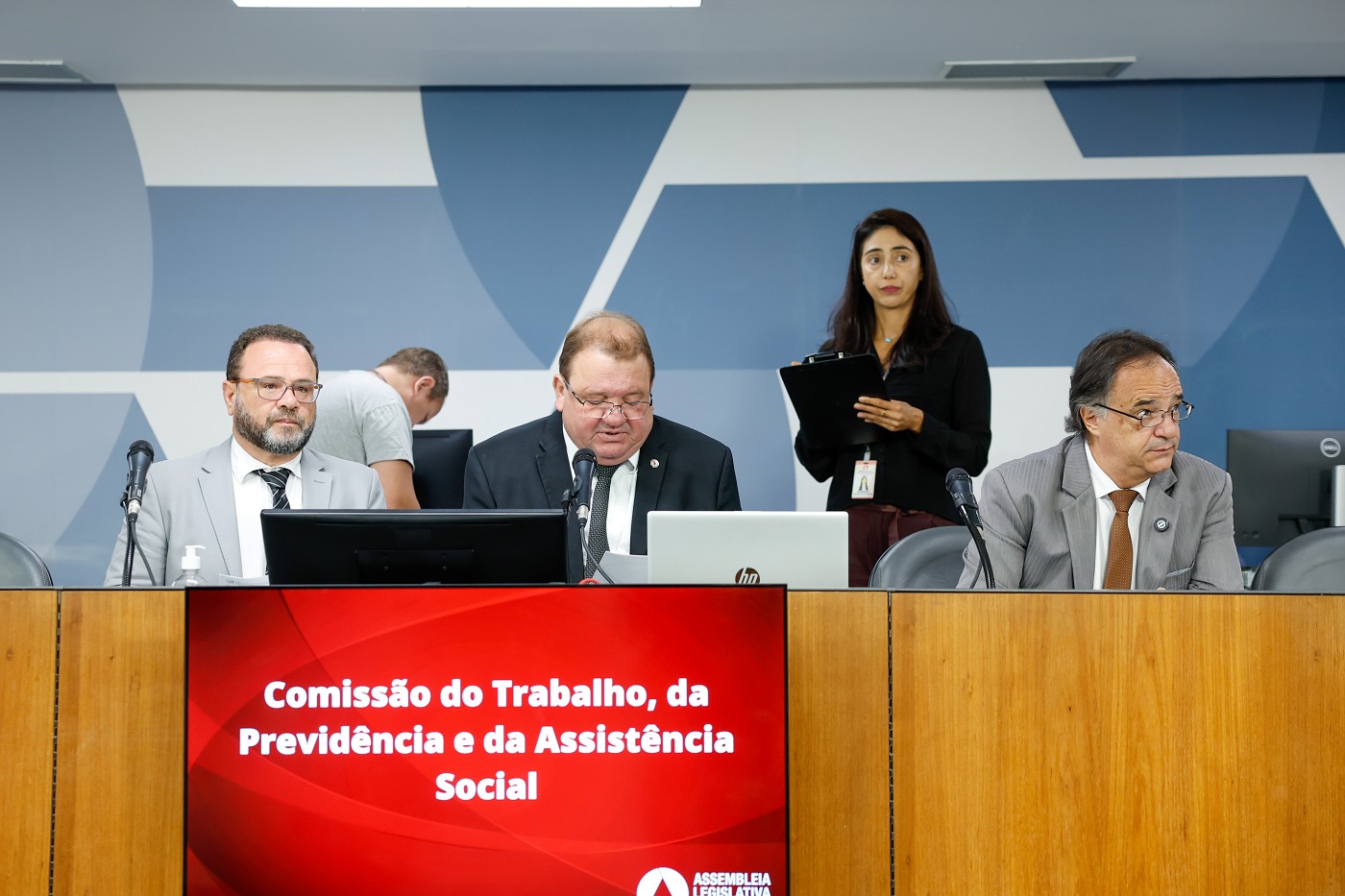 Comissão do Trabalho, da Previdência e da Assistência Social - análise de proposições