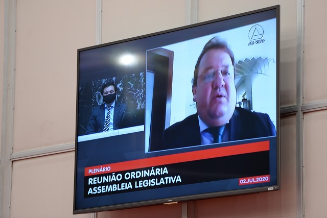 Celinho Sintrocel disse que Zema demorou a enviar a reforma e, agora, não pode exigir uma aprovação rápida